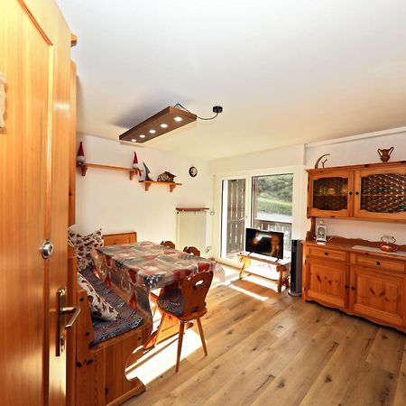 Casa A Pie Di Pista Apartment Tesero Luaran gambar
